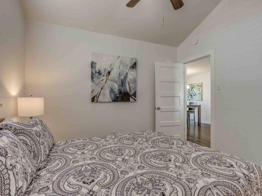 Holiday home Luxury Modern 3br - Private Primary Suite! Oklahoma City