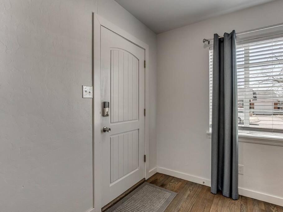 Luxury Modern 3br - Private Primary Suite! * Oklahoma City
