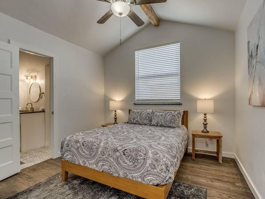 Luxury Modern 3br - Private Primary Suite! * Oklahoma City